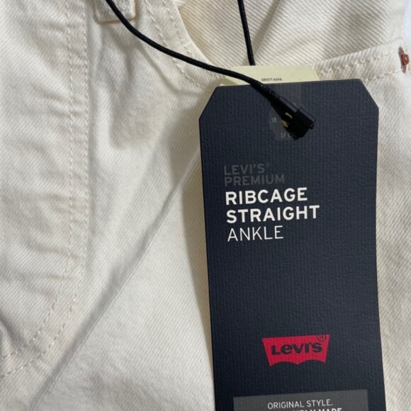 NWT Levi's Ribcage Straight Ankle Rainbow Ecru High Rise Jeans Size 24x27 - Picture 7 of 8